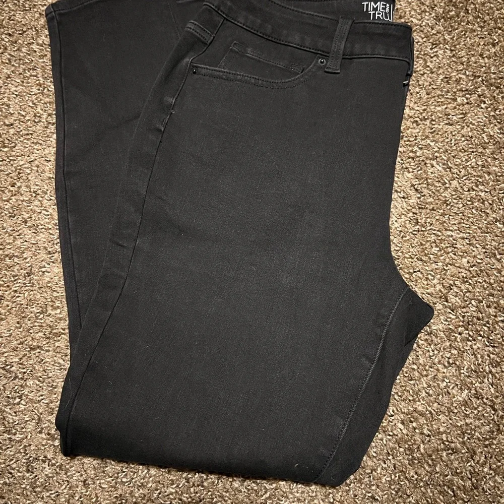 NWOT 2 Pairs Skinny Jeans Size 12 - Picture 2 of 6